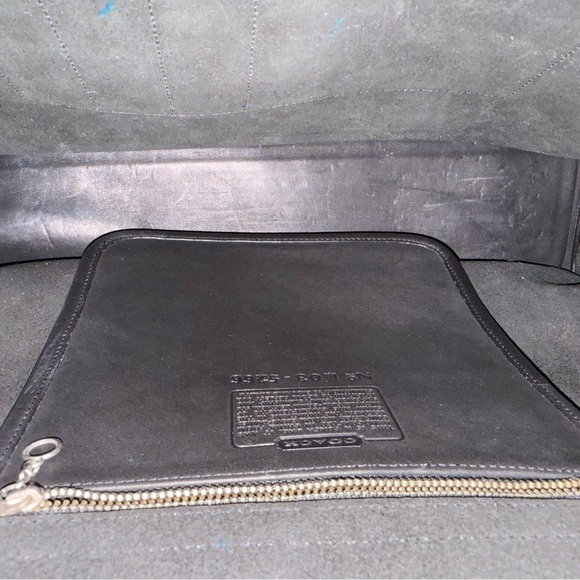 Vintage Authentic Coach briefcase c. 2003 - Picture 4 of 7